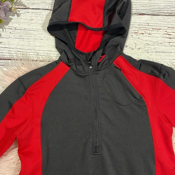 Brooks Running Vapor Dry 2 1/2 Zip Red Black Long Sleeve Activewear Running - Picture 8 of 9